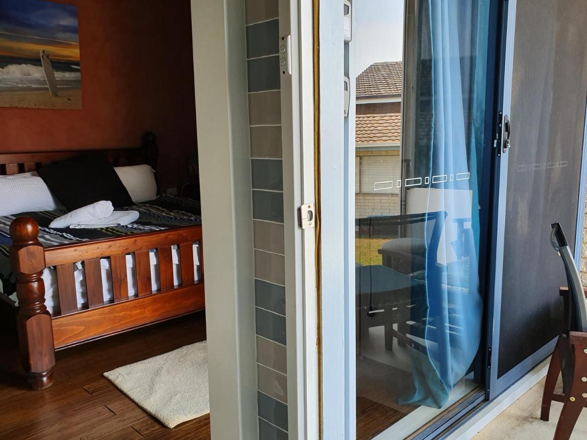 Just-4-You! Amazing Sea Views, Wifi, Fully Air-Conditioned, King Bed Vincentia Kültér fotó